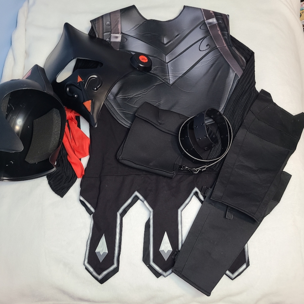 Black Knight Halloween Costume. Adult size medium came from Spirit Hallo…